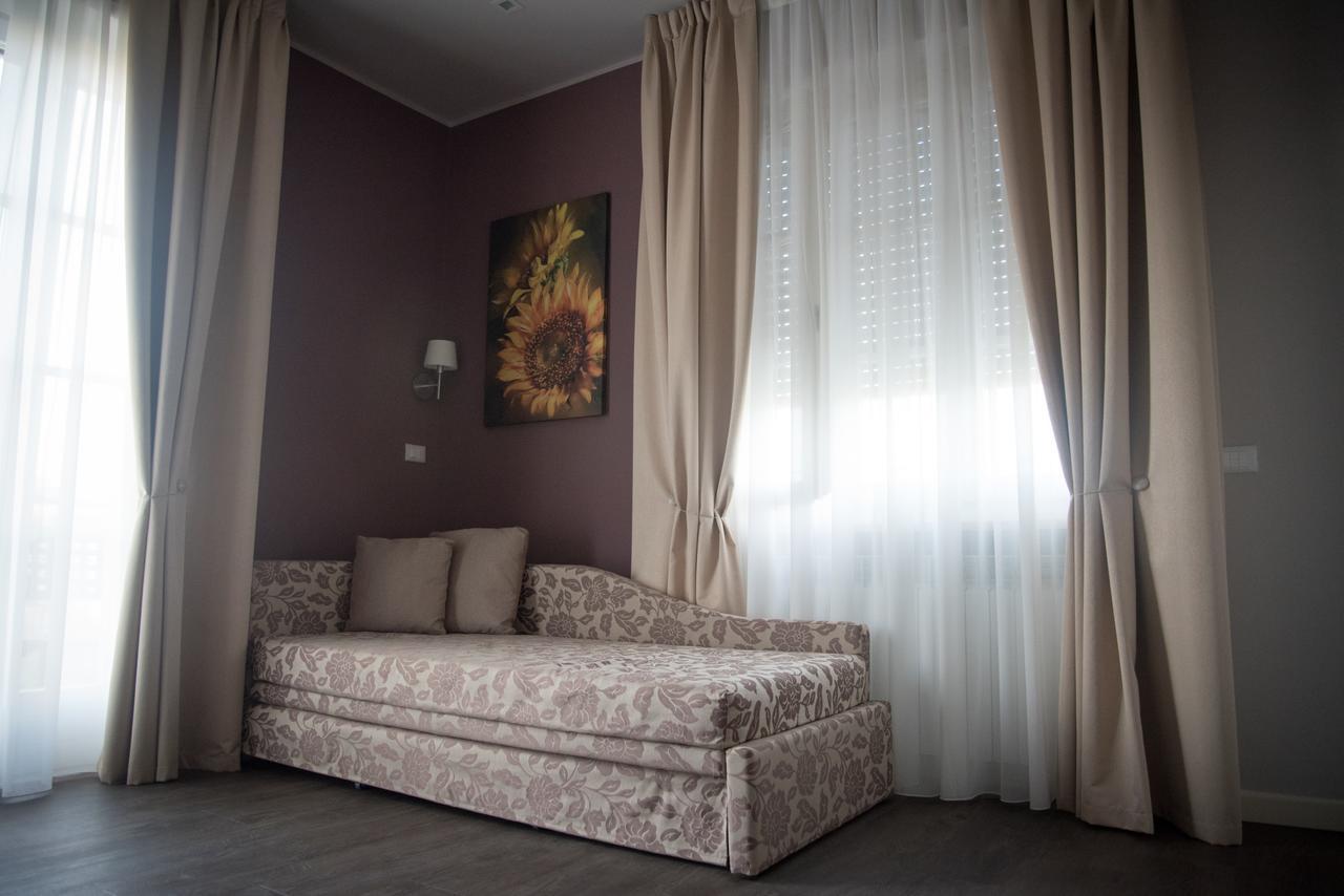 Bed and Breakfast H2O Сирмионе Экстерьер фото