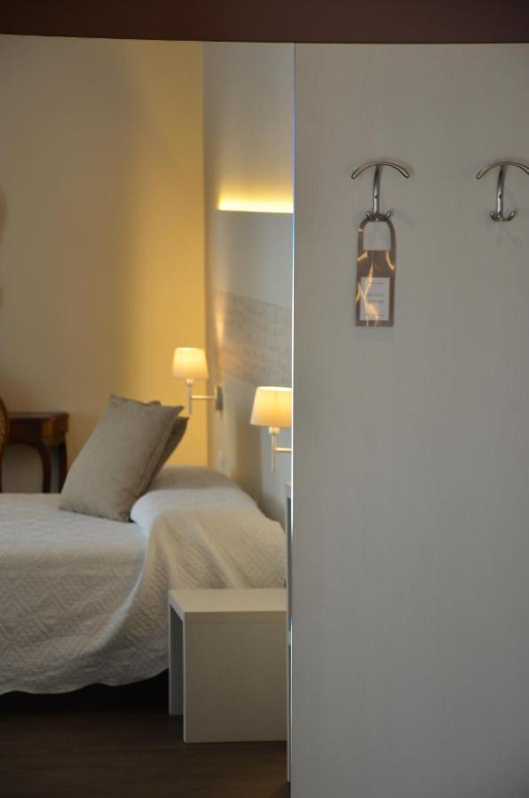 Bed and Breakfast H2O Сирмионе Экстерьер фото