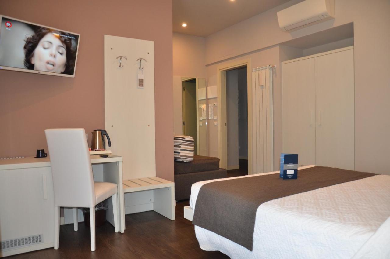 Bed and Breakfast H2O Сирмионе Экстерьер фото